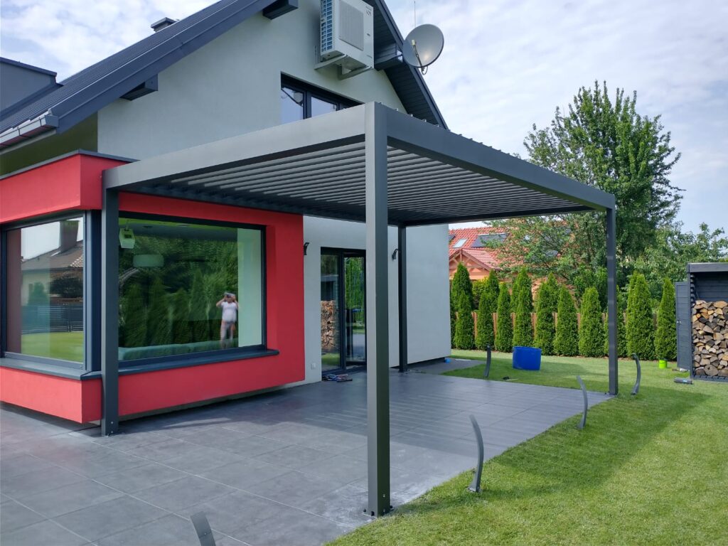 realizacja - pergola aluminiowa z ruchomym dachem - tarnowskie góry, tychy, zabrze, ruda śląska, katowice, rybnik, jastrzębie zdrój