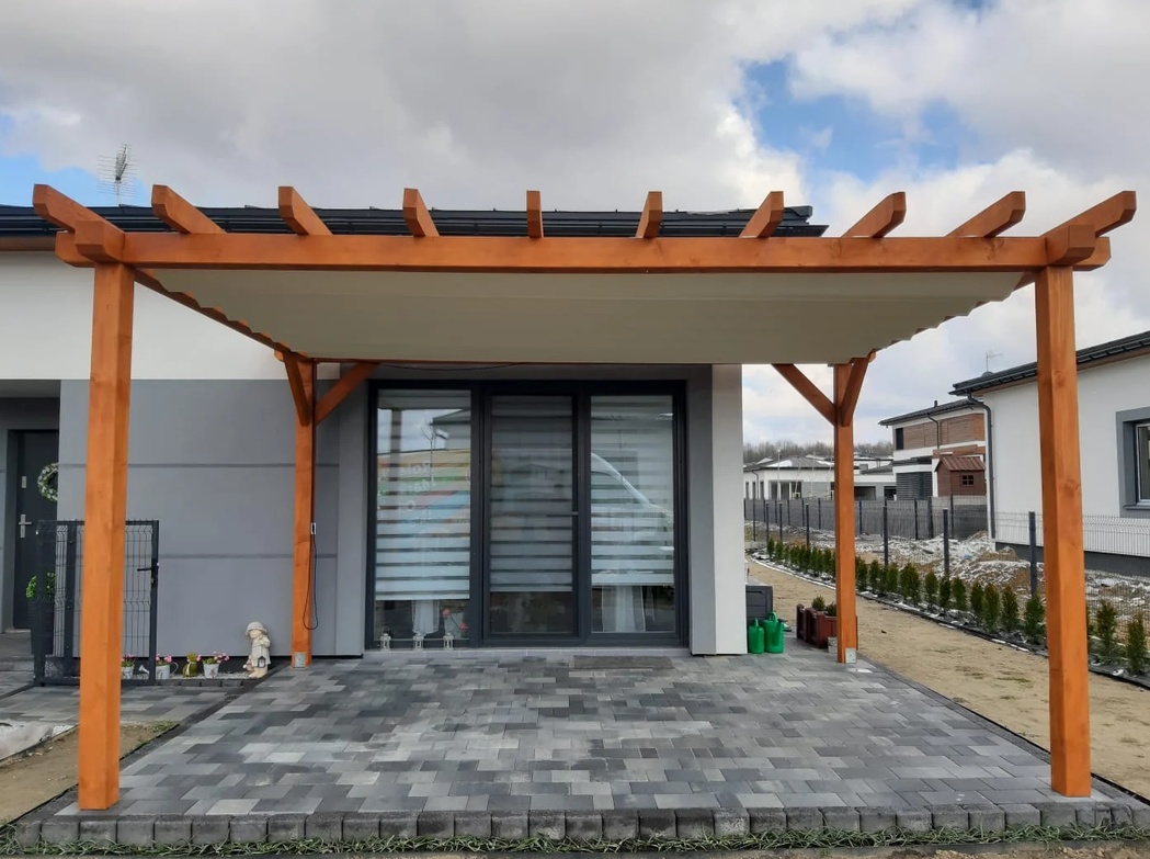 drewniana pergola tarasowa - realizacja tarnowskie góry